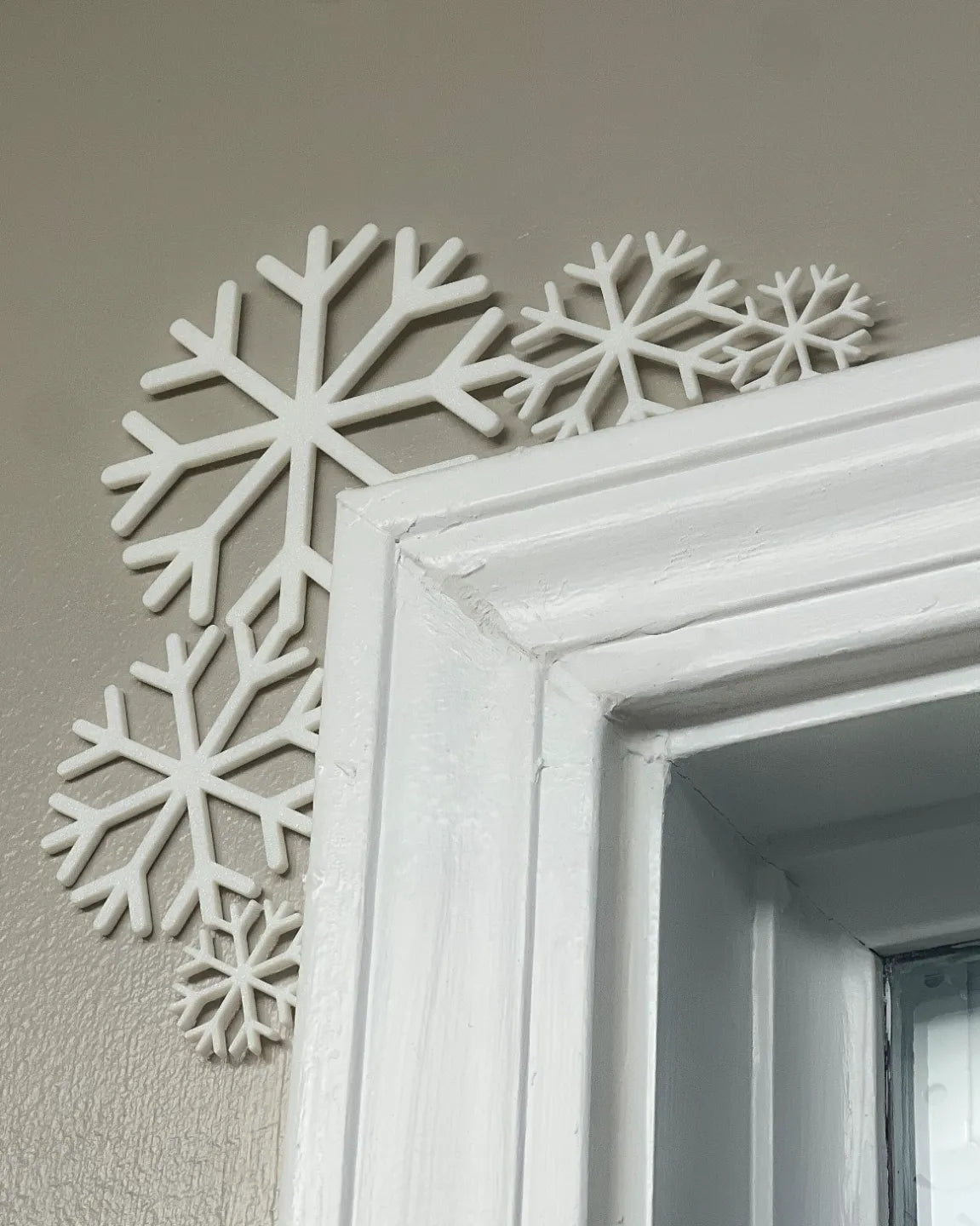 Snowflake Door Corner (designer photo)