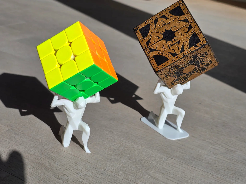 Atlas Puzzle Cube Stand (designer photo)