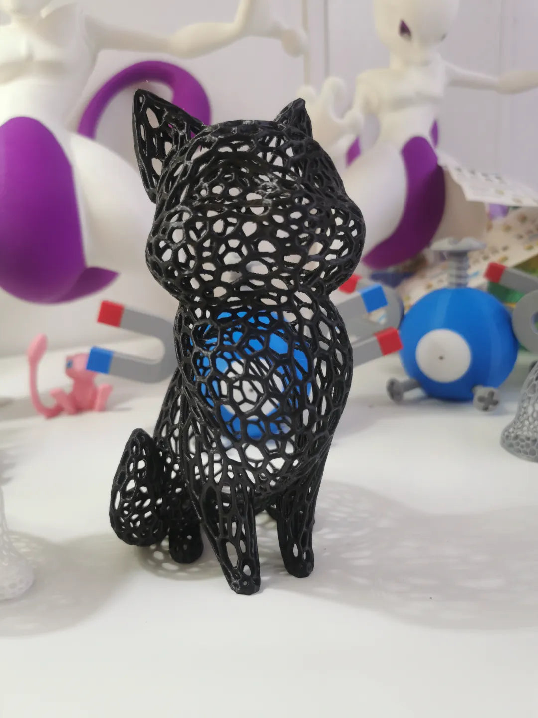 Voronoi Cat Pair (designer photo)