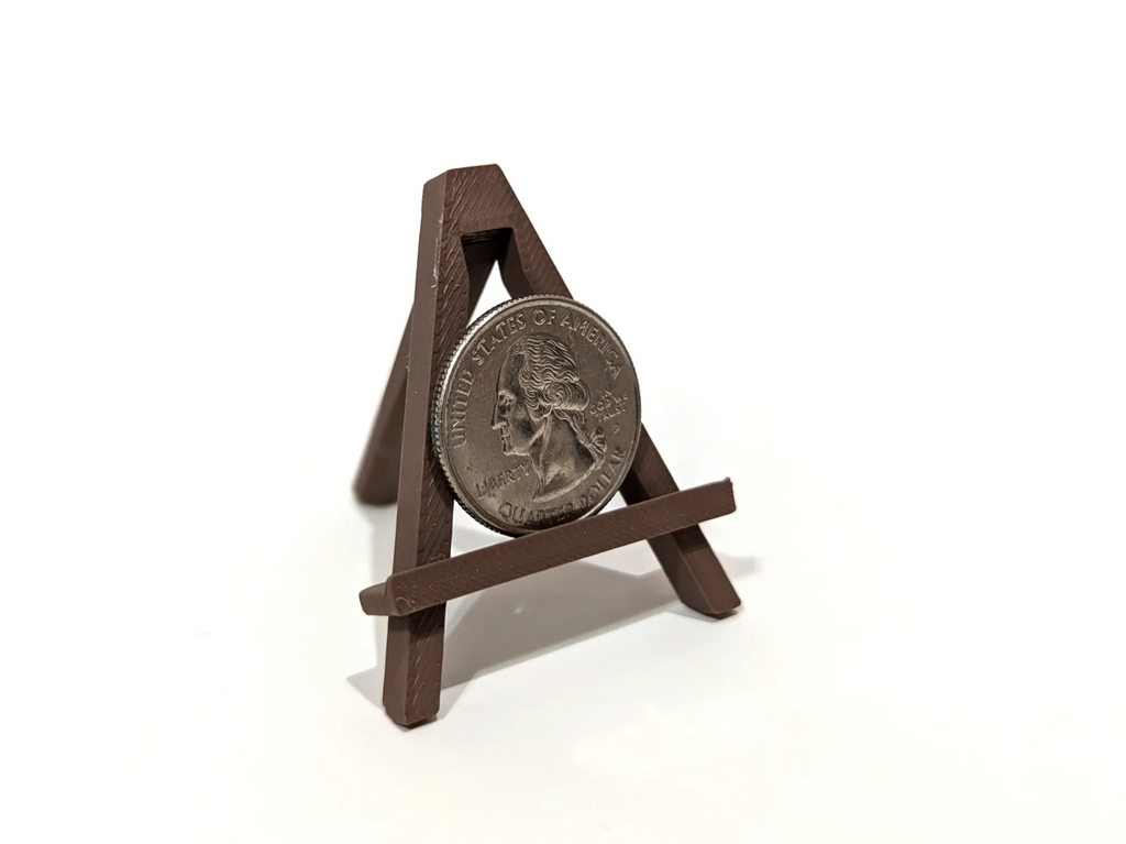 Mini Easel (designer photo)