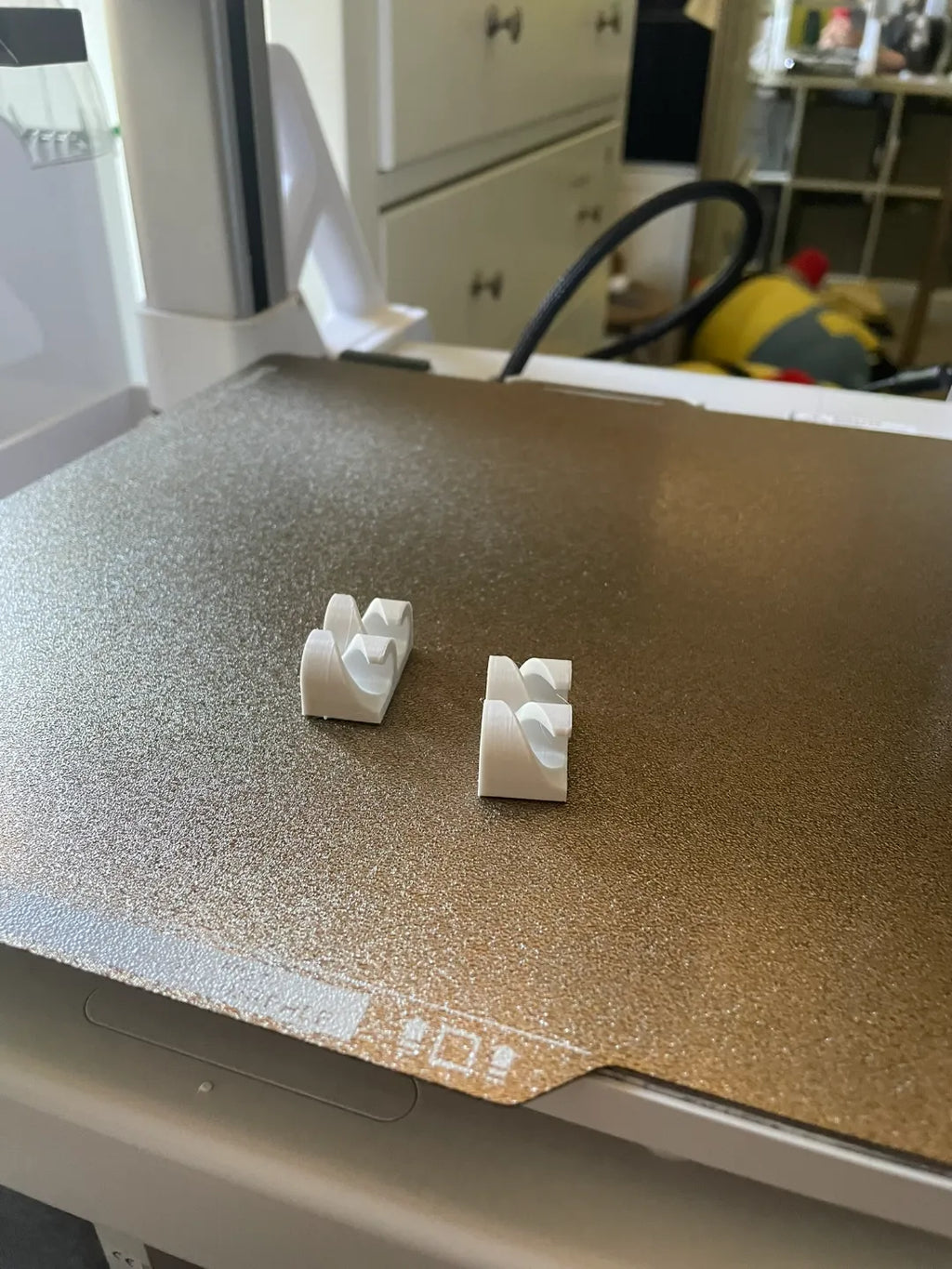 Desk Cable Clip (designer photo)