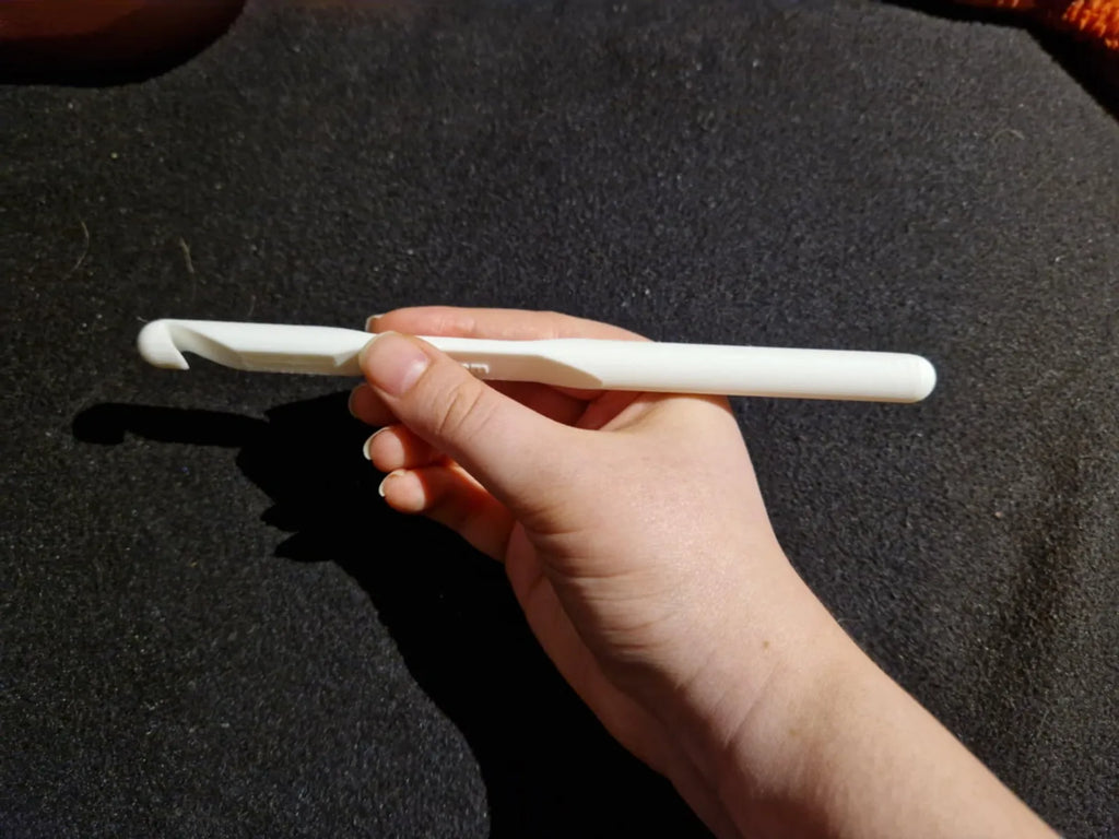 Big Crochet Hook (12 mm) (designer photo)