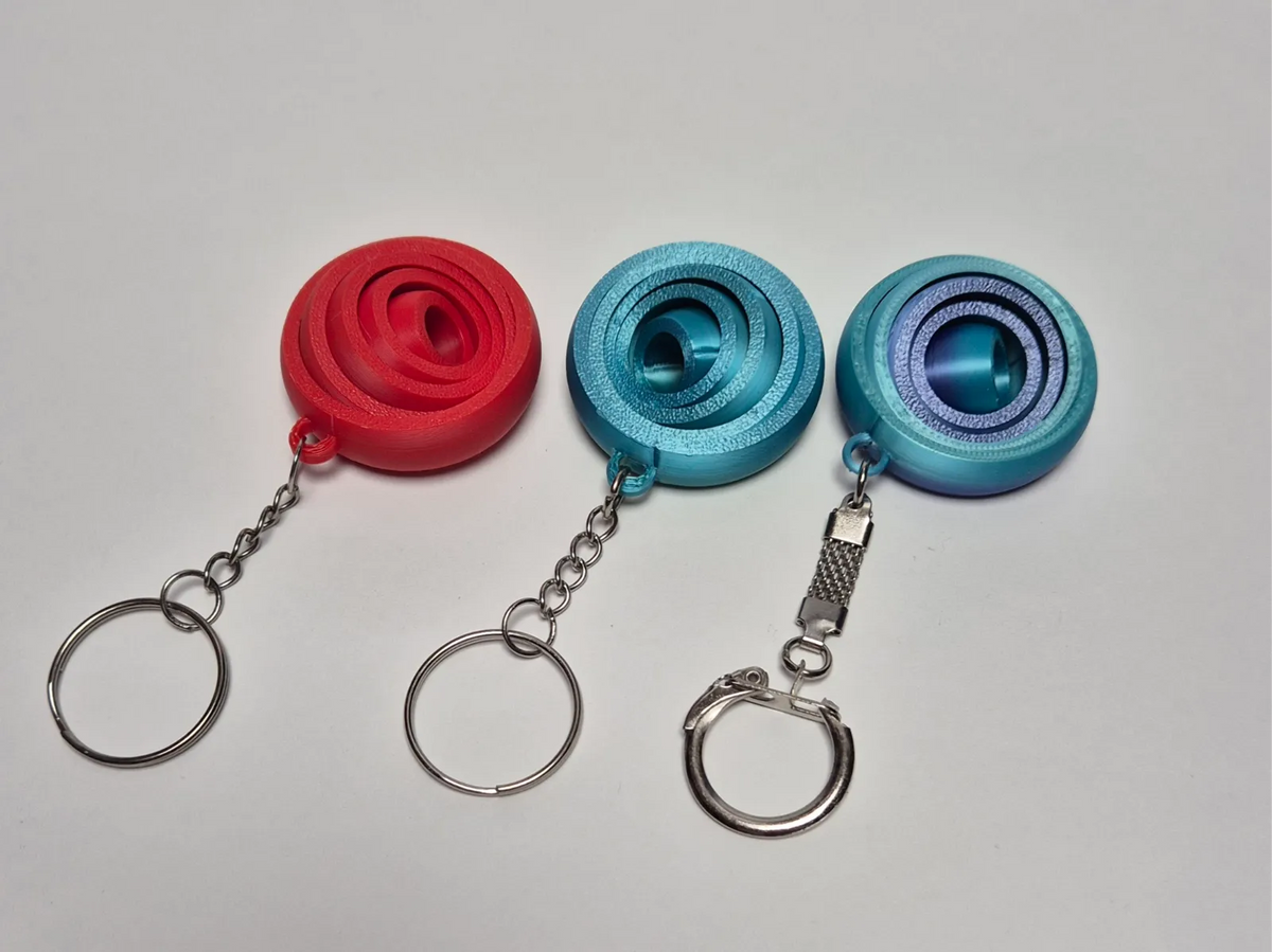 Gyro fidget keychain (designer photo)