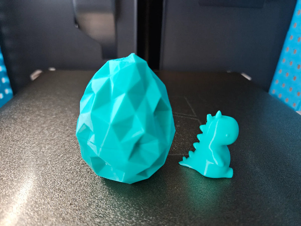 Dinosaur Egg with Baby Dino (designer photo)