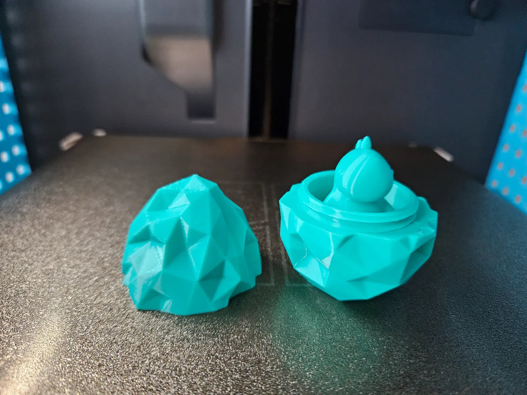 Dinosaur Egg with Baby Dino (designer photo)