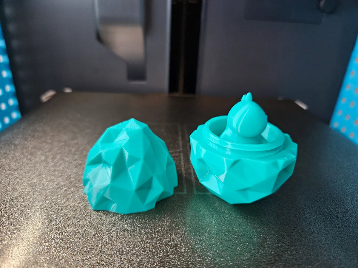 Dinosaur Egg with Baby Dino (designer photo)
