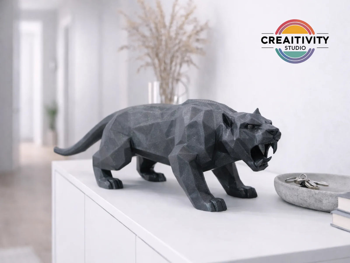 Low-Poly Sabertooth Tiger (designer photo)