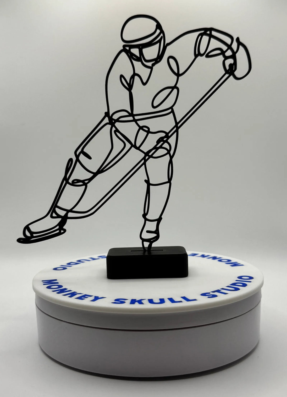 Hockey Player Line Art (designer photo)