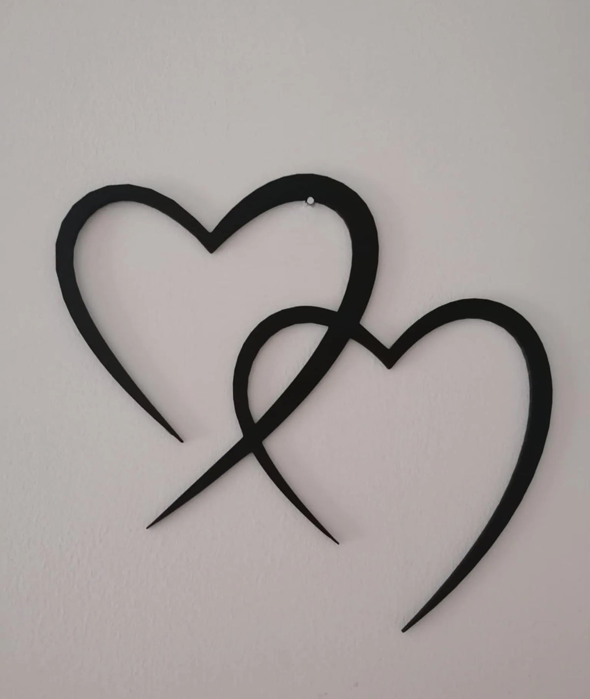 Interlocking Hearts Wall Decor (designer photo)