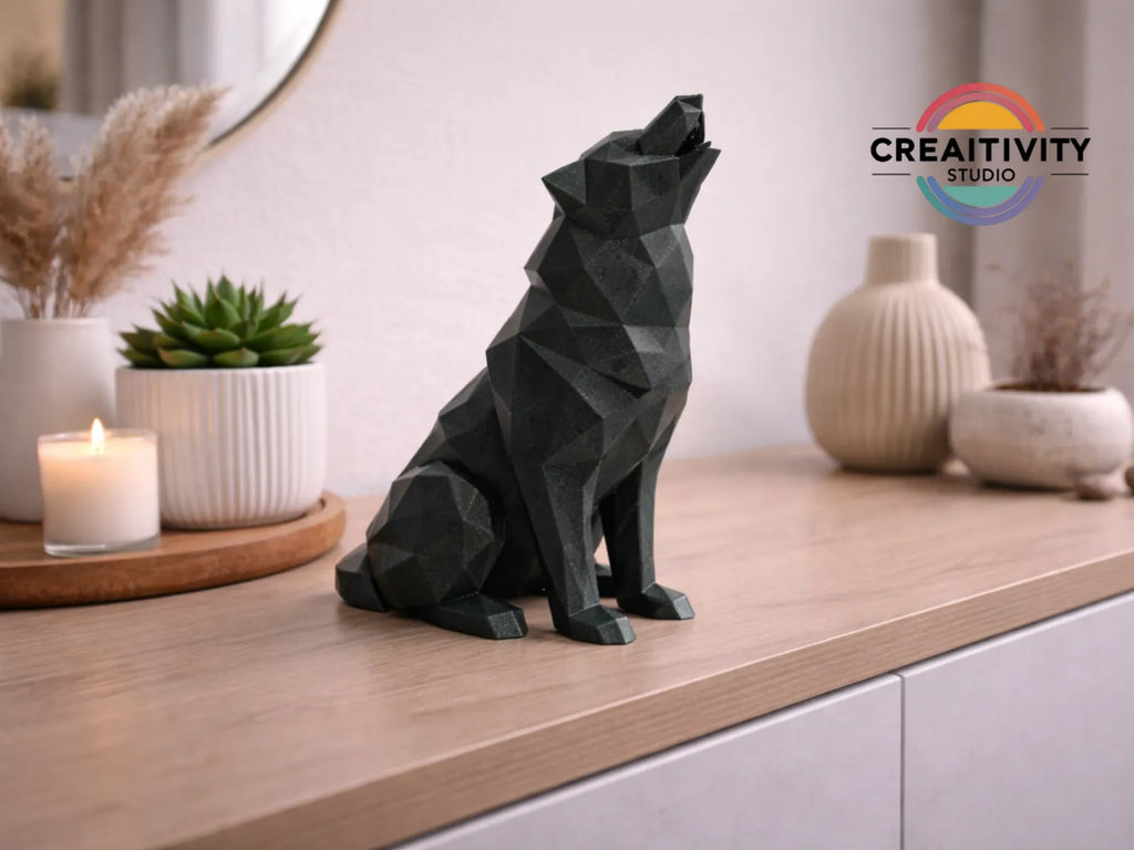 Low-Poly Howling Wolf "Nox" (designer photo)