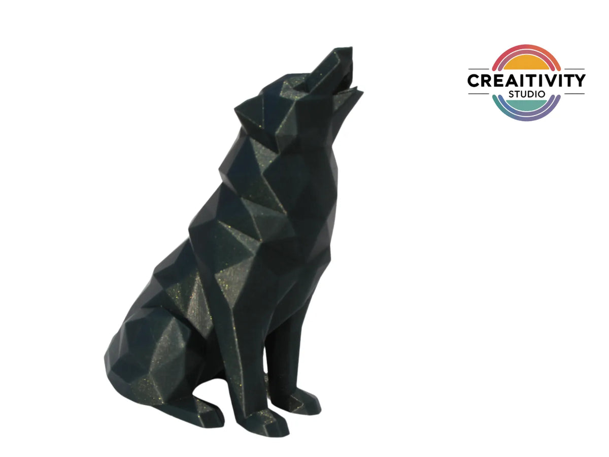 Low-Poly Howling Wolf "Nox" (designer photo)