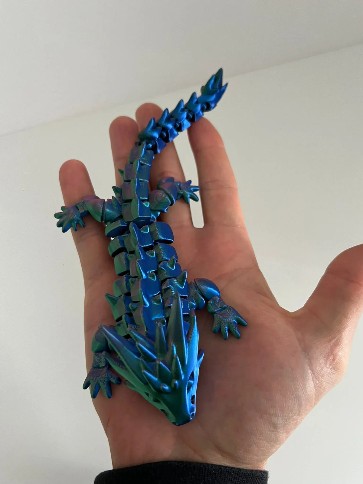 Articulated Flexi Dragon Keychain (designer photo)