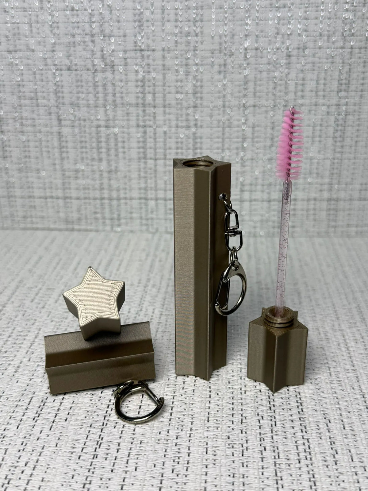 Star Lash & Brow Brush Holder (designer photo)