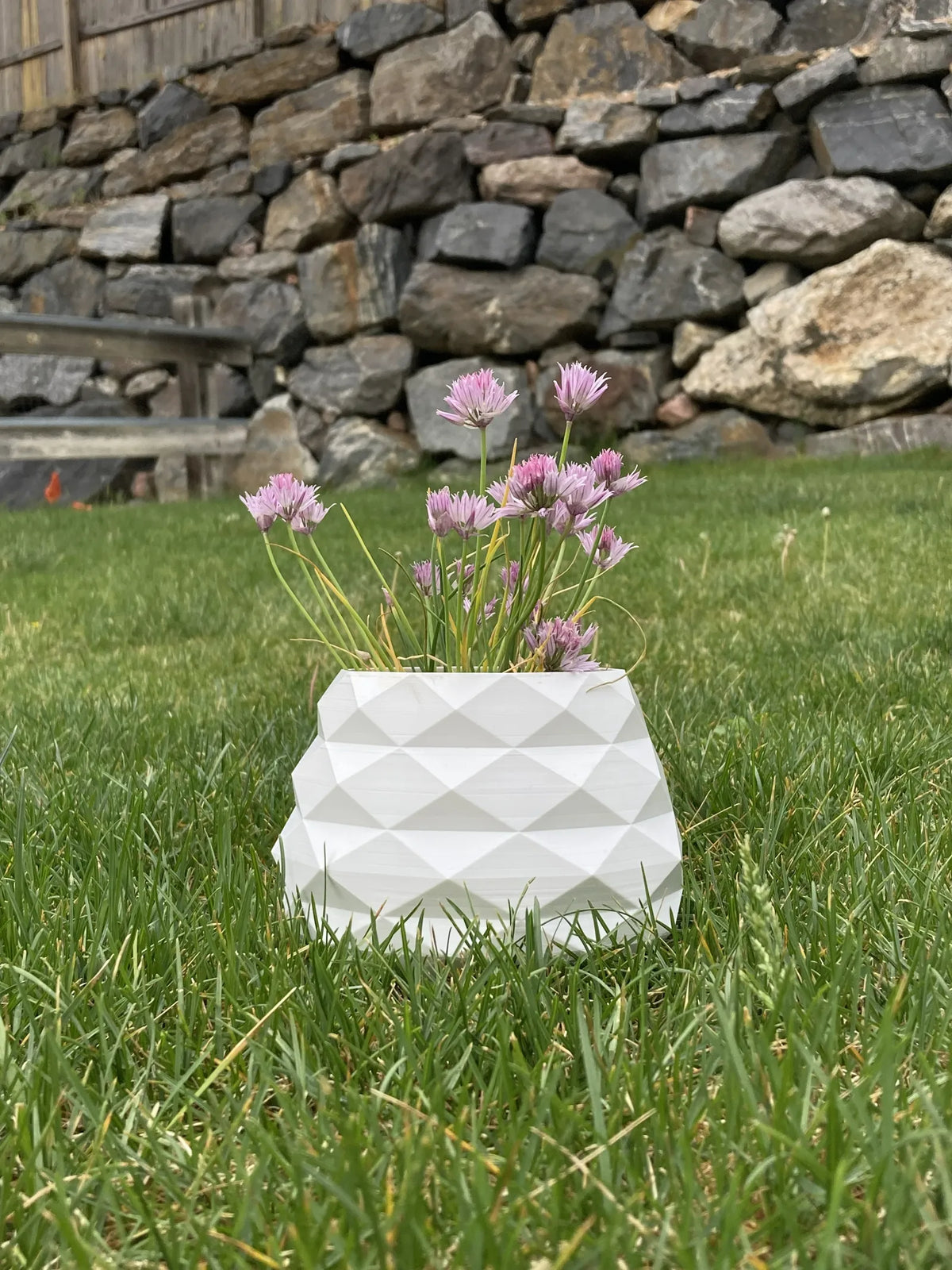 Low-Poly Vase (designer photo)