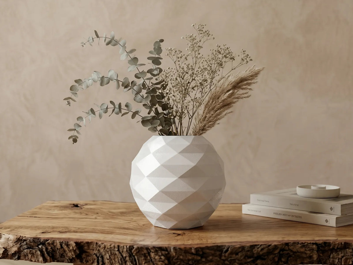 Nova Facet Vase (designer photo)