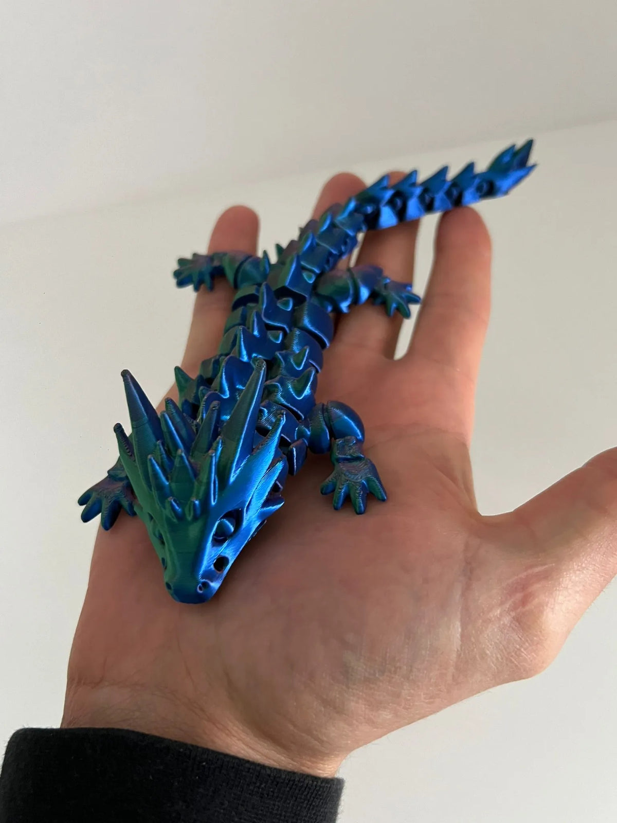 Articulated Flexi Dragon Keychain (designer photo)