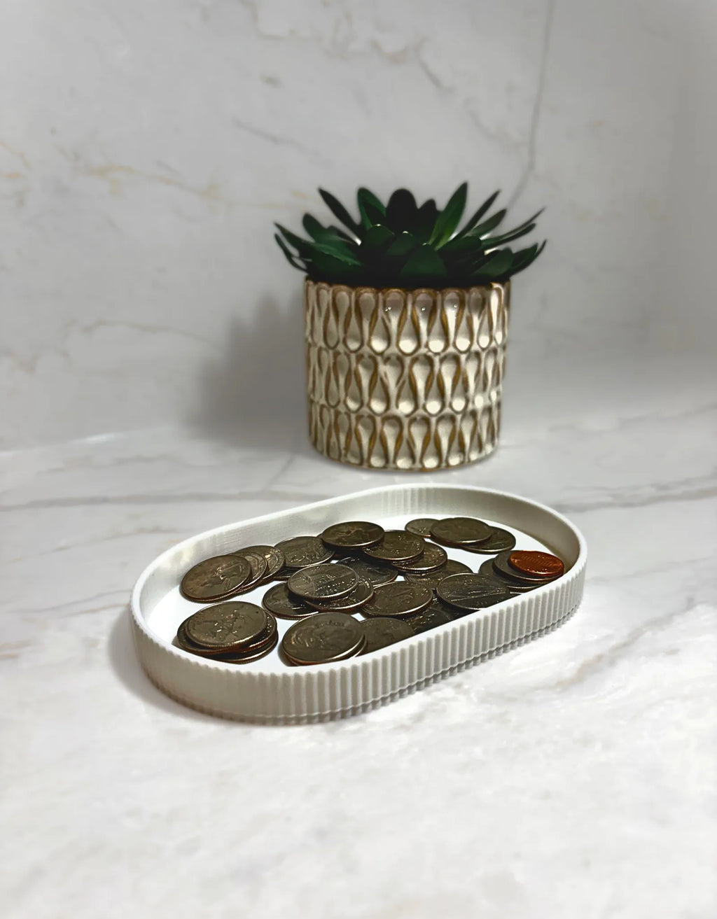 Minimalist Drop Tray (designer photo)